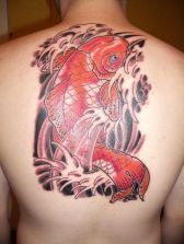 tatuaggi-carpe-colorate-rosse