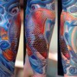 tatuaggio carpe koi blu